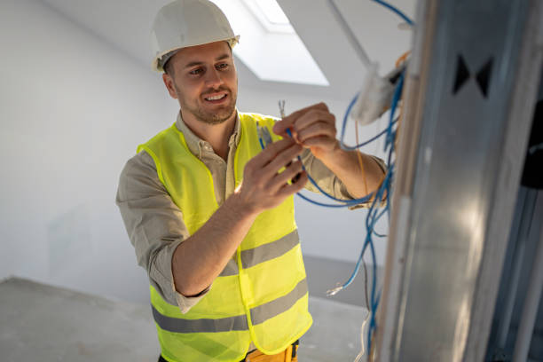 Best Electric Panel Repair  in Yale, MI